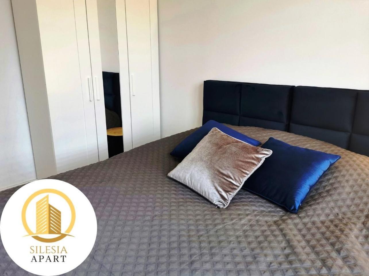 Apartament Granatowy Tychy Exterior foto